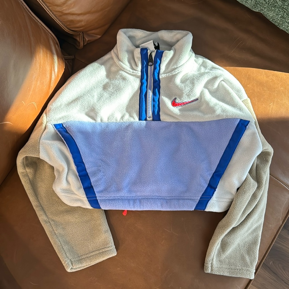 ɴᴡᴛ! NIKE girl fleece cropped top